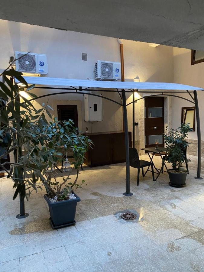 Il Cortiletto28 & House Appartement Syracuse